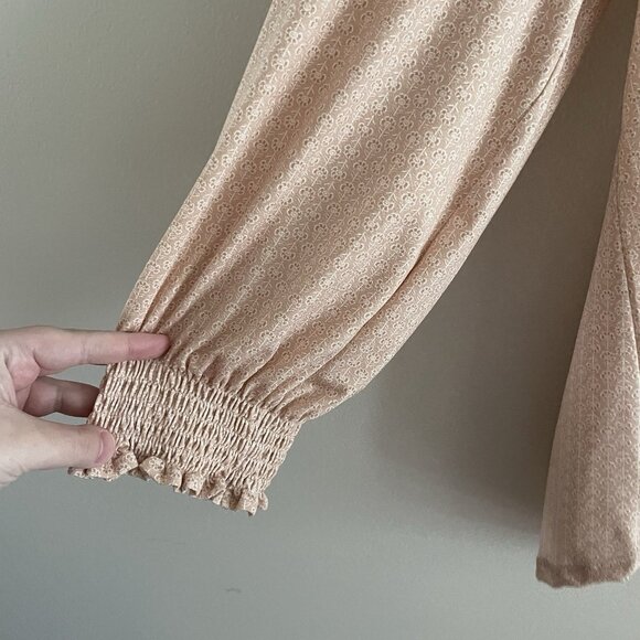 Adrianna Papell Women Plus SZ 2X Blush Pink Micro Floral L/S V-Neck Blouse NWT - Picture 3 of 11